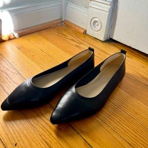 Everlane black leather pointy flats